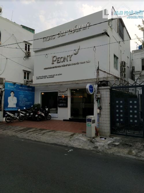 Cho thuê Spa 300m² mặt tiền Lương Hữu Khánh Q1 giá 100 triệu - Cơ hội vàng!