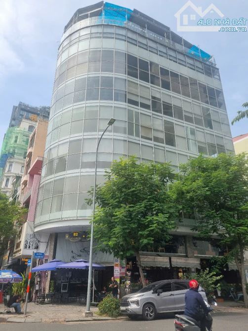 Cho thuê mặt bằng spa - nha khoa 240m² Lê Thị Hồng Gấm, Q1 - Cơ hội vàng kinh doanh!