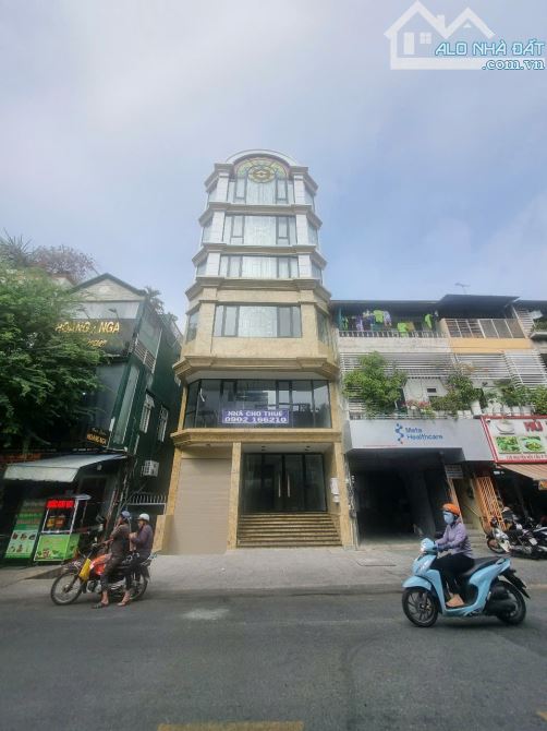 Cho thuê tòa nhà góc 2MT 28 Nguyễn Hữu Cầu 1400m² - Cơ hội vàng cho doanh nghiệp!