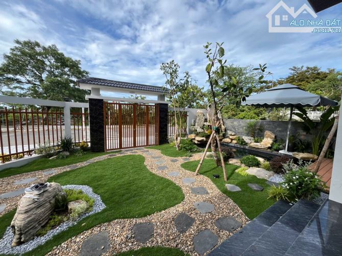 Nhà góc 2 mặt tiền 230m² giá 35 triệu - Cơ hội kinh doanh tại Thủy An