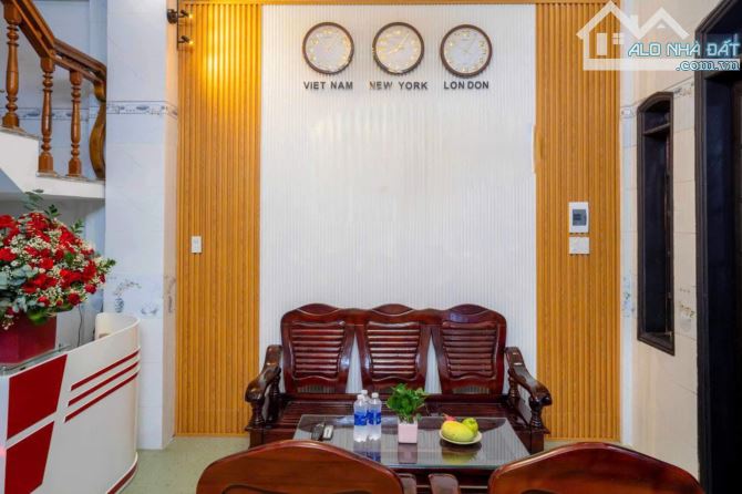 Nhà 4 tầng cho thuê 100m² Nguyễn Sinh Cung - Vỹ Dạ - Cơ hội vàng!