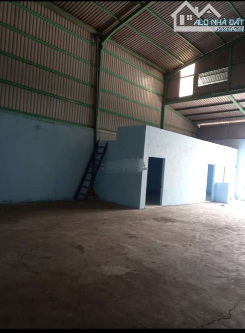 Kho xưởng cho thuê 240m² đường Chiến Lược giá 18 triệu - Cơ hội tốt