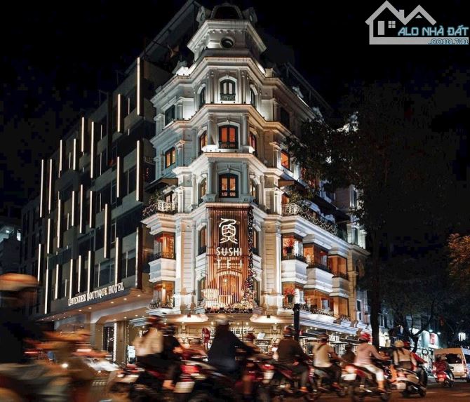 Cho thuê nhà góc 2 mặt tiền 100m² tại Quận 1 - Vị trí kim cương