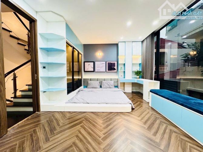 Nhà Nguyên Căn 45m² giá 18 triệu - Cầu Giấy, Hà Nội - Cơ hội hiếm có!