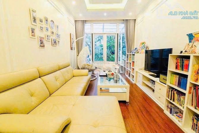 Nhà phân lô 55m² phố Hoàng Ngân, chỉ 18 triệu - Cơ hội hiếm có!