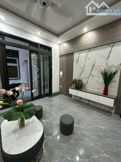 Nhà riêng 60m² tại Thụy Khê giá 14 triệu - Cơ hội cho thuê tốt
