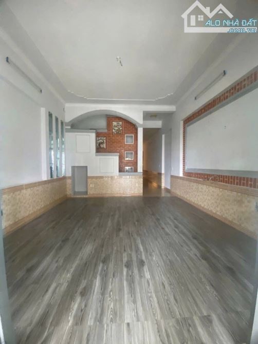 Nhà cho thuê 100m² gần siêu thị Mega phường Quang Vinh - Cơ hội lý tưởng!