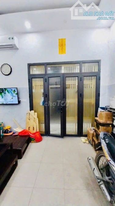 Nhà nguyên căn 4 tầng Kim Ngưu 35m² giá 8 triệu - Cơ hội thuê ngay!
