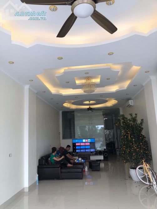 Nhà 9 phòng khép kín 81m² giá 30 triệu/tháng - Cơ hội cho khách Hàn, Trung!