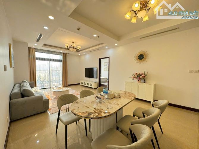 Căn hộ Royal City 100m² giá 19 triệu - Cơ hội thuê tuyệt vời!