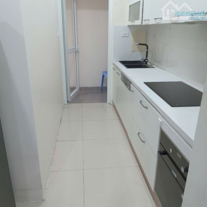 Căn hộ Star City 77m² giá 13.5 triệu - Cơ hội hiếm có!