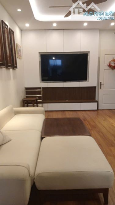 Chung cư 80m² giá 10 triệu - Nhà mới hoàn thiện hiện đại