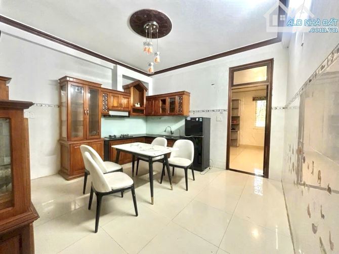 Nhà 2 Tầng Khu Nam Việt Á 81m² giá 7.65 tỷ - Cơ hội đầu tư bền vững!