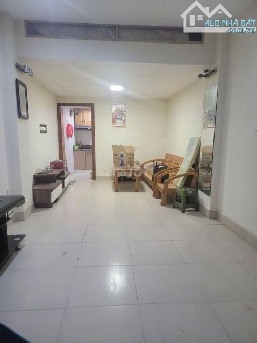 Cho thuê nhà 4 tầng 30m² tại Đống Đa giá 10 triệu - Sẵn sàng vào ở!