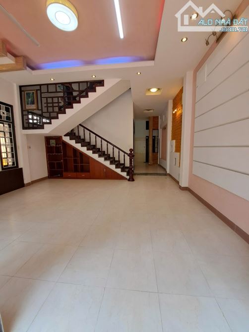 Nhà 2 tầng cho thuê 110m² Tiên Sơn - Phù hợp làm văn phòng, spa