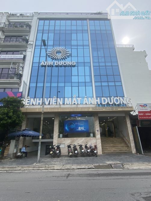Cho thuê tòa nhà mặt tiền Trần Thái Tông 150m² - Cầu Giấy, cơ hội vàng