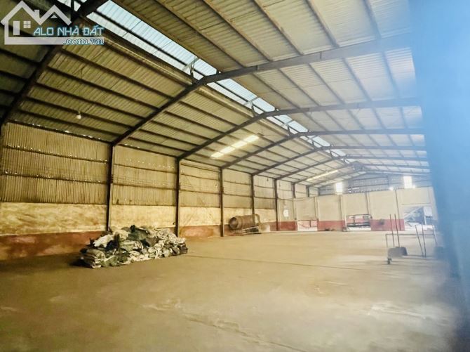 Nhà xưởng 1.100m² tại Quang Trung giá 99 triệu - Cơ hội vàng cho doanh nghiệp!