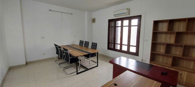 Văn phòng cho thuê 35m² giá 6.3 triệu phố Duy Tân - Cầu Giấy
