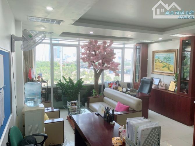 Văn phòng cho thuê 30m² Trần Duy Hưng - Khuất Duy Tiến - Cơ hội tốt