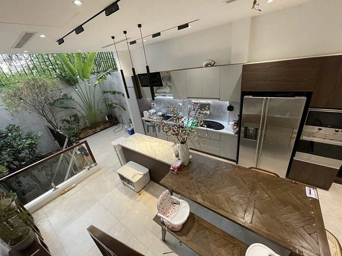 Nhà phố Thế Kỷ 21 102.5m² giá 24 tỷ - Cơ hội vàng tại Thủ Đức!