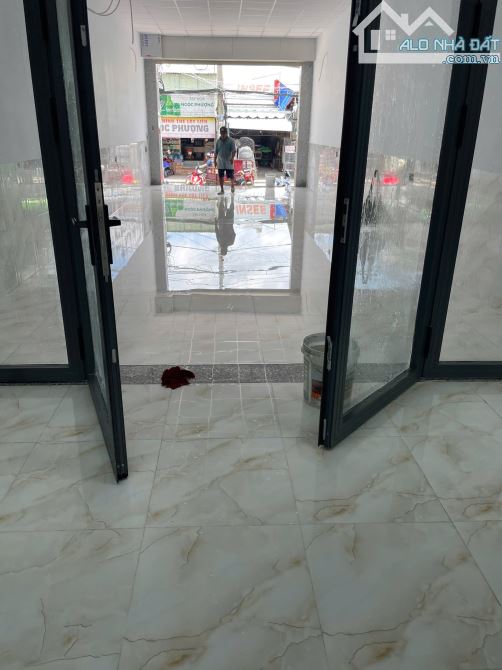 Nhà mặt tiền cho thuê 225m² Lê Văn Lương - Cơ hội vàng kinh doanh!