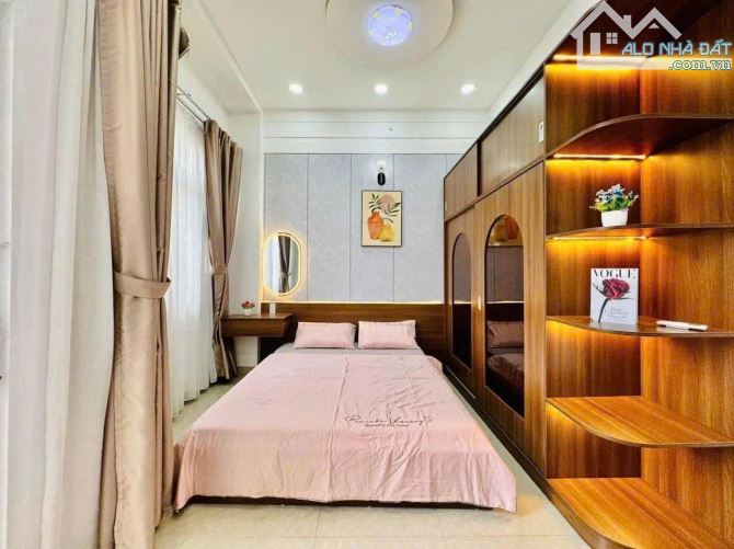 Nhà phố Huỳnh Văn Bánh, Phú Nhuận 60m² giá 2.05 tỷ - Cơ hội đầu tư tuyệt vời!