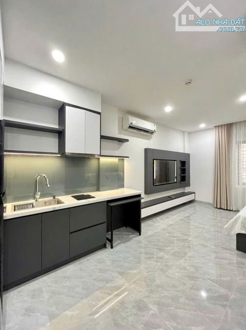 Căn hộ dịch vụ 8 tầng Đà Nẵng 88m² giá 36 tỷ - Cơ hội đầu tư tuyệt vời!