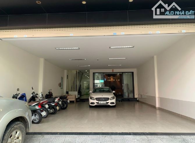 Lô Đôi Mặt Tiền Núi Thành 220m² giá 29 tỷ - Cơ hội đầu tư tuyệt vời!