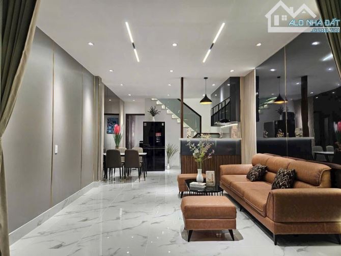 Căn nhà đẹp 63m² 3.15 tỷ ngay Cô Giang, Phú Nhuận - Cơ hội hiếm có!