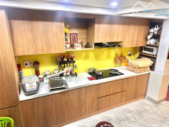 Bán nhà mặt phố Phan Thanh 75m² giá 15.8 tỷ - Cơ hội hiếm có!