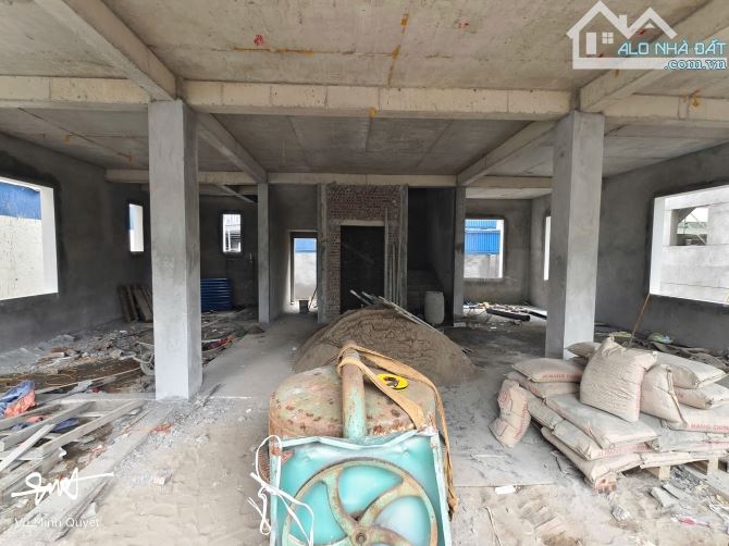 Cho thuê mặt đường Lê Hồng Phong 425m² giá 180 triệu - Cơ hội hiếm có!