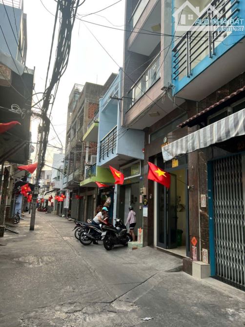 Nhà đẹp 79m² giá 11.5 tỷ tại Quận 8 - Cơ hội hiếm có!