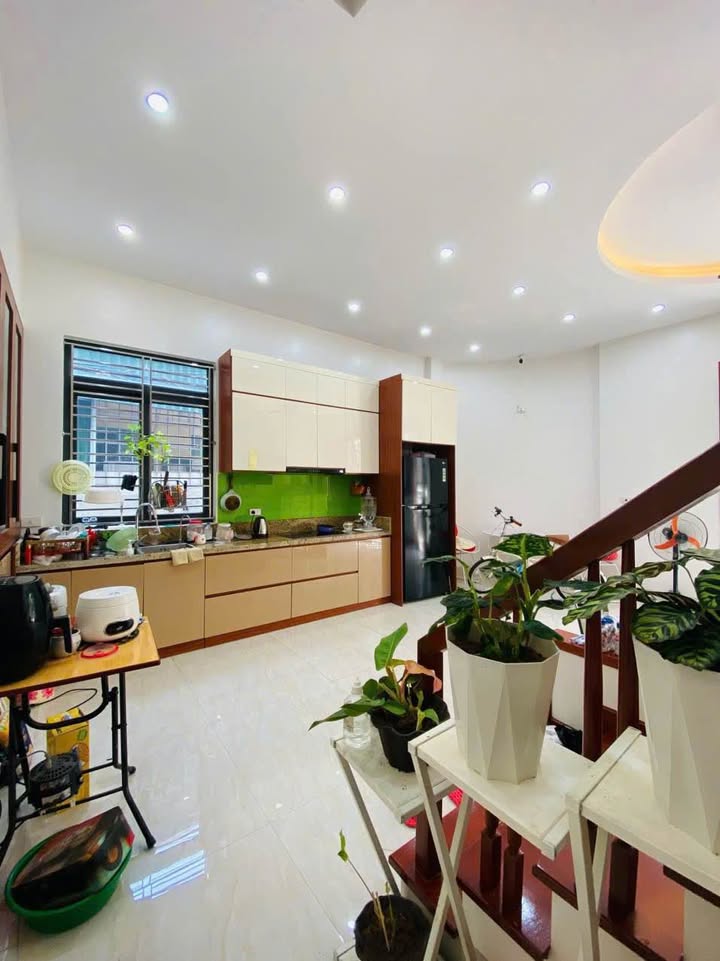 Nhà 3 tầng lô góc 40m² phường Bồ Xuyên - Cơ hội hiếm có!