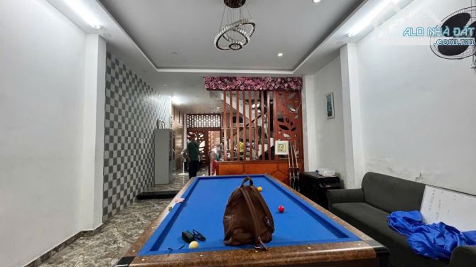 Nhà 4 tầng 100m² giá 7.9 tỷ - Đường Nguyễn Xí, Đà Nẵng