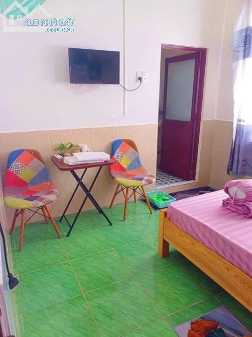 Nhà nguyên căn mặt tiền Trần Hưng Đạo 146m² giá 30 triệu - Cơ hội vàng tại Ninh Kiều!