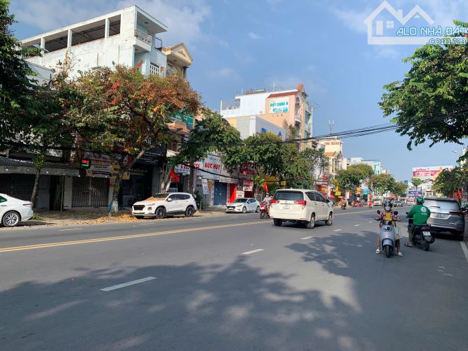 Nhà lầu mặt tiền Lý Tự Trọng, 178m², Cần Thơ - Cơ hội đầu tư hiếm có!