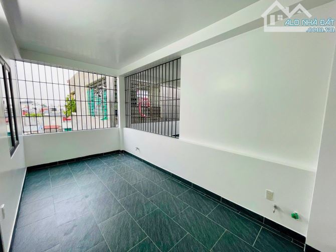 Nhà 4 Tầng 48m² Gần Mặt Đường Thiên Lôi - Cơ Hội Hiếm Có