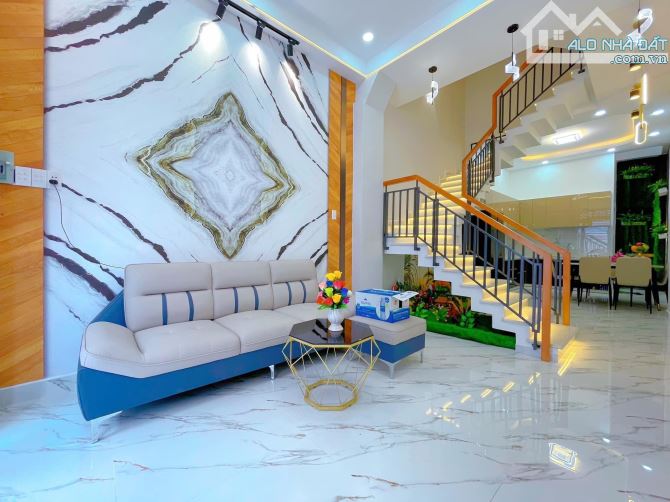 Nhà phố 67.4m² tại Tân Bình - Giá chỉ 2.36 tỷ - Cơ hội không thể bỏ lỡ!