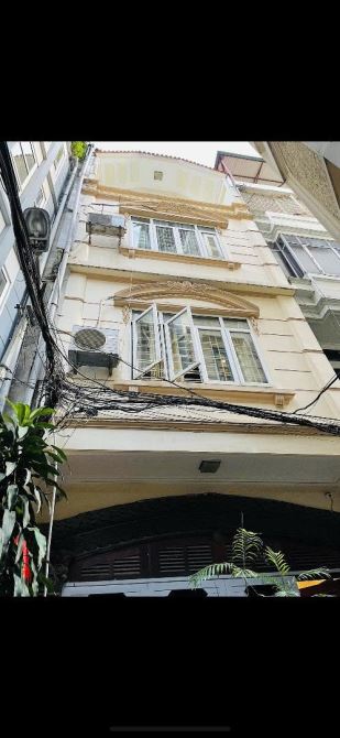 Nhà 4 tầng cho thuê phố Hào Nam 50m² giá 20 triệu - Cơ hội hiếm có!