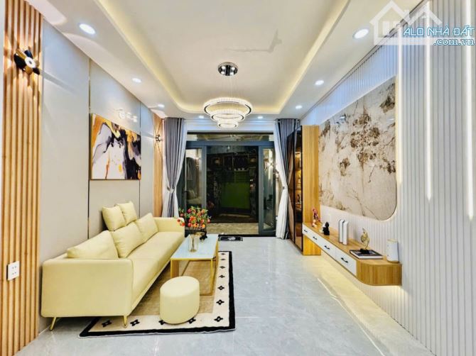 Nhà Bán Tân Bình 52m² Giá 2.15 Tỷ - Cơ Hội Đầu Tư Hiếm Có!