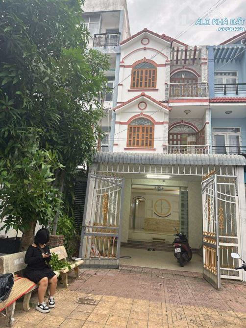 Nhà 3 tầng cho thuê khu Cồn Khương 280m² chỉ 12 triệu - Cơ hội tuyệt vời!