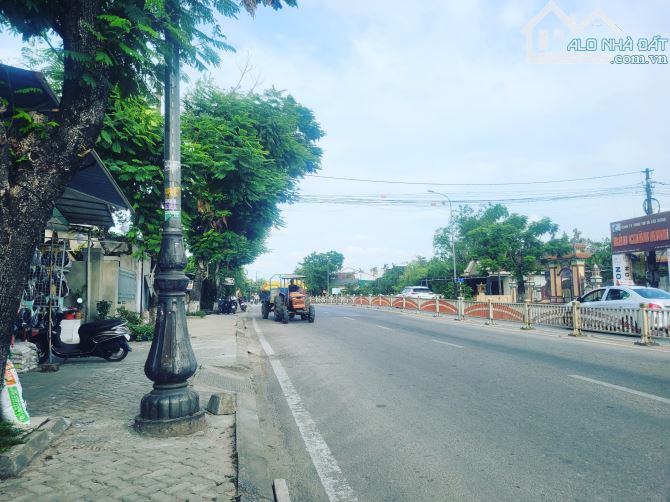 Đất mặt tiền Nguyễn Tất Thành 105.8m² giá 4.1 tỷ - Cơ hội kinh doanh tuyệt vời!