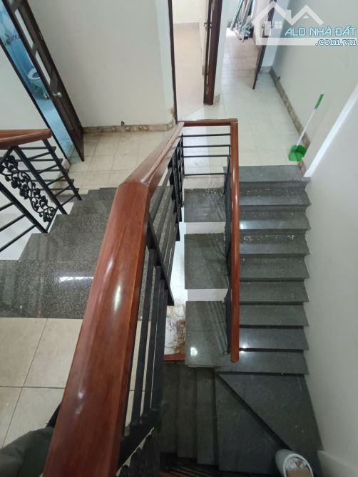 Nhà 2 tầng 103m² mặt tiền Châu Thị Vĩnh Tế 22 triệu - Cơ hội kinh doanh tuyệt vời!