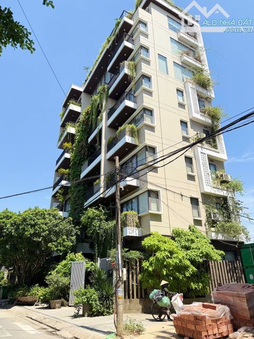 Toà căn hộ - khách sạn Lê Thước 200m² giá 45.5 tỷ - Cơ hội đầu tư hấp dẫn!