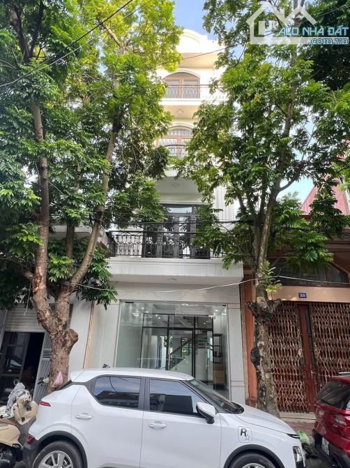 Nhà 4 tầng 70m² mặt đường Hàm Nghi, Hồng Bàng 5,5 tỷ - Cơ hội hiếm có!