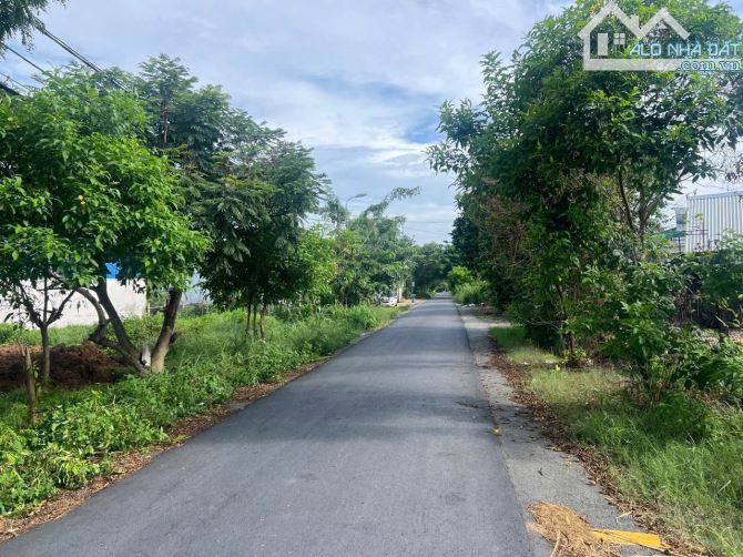 Bán đất Tân Phú Trung 105m² giá 560 triệu - Cơ hội đầu tư tuyệt vời!