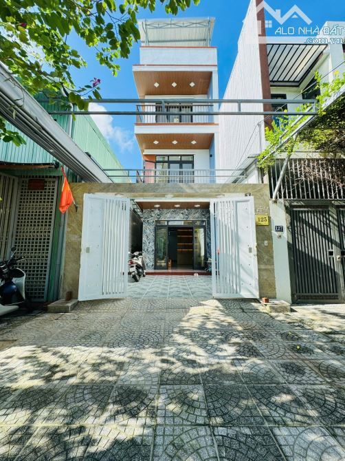 Nhà 4 tầng mặt tiền Đinh Đức Thiện 90m² giá 7.1 tỷ - Cơ hội hiếm có!