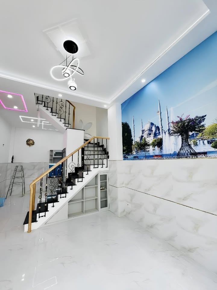 Nhà Đúc 3 Tầng Đường Tỉnh Lộ 10, Bình Trị Đông 40m² - Sổ Riêng Chính Chủ Giá Chỉ 4 Tỷ!