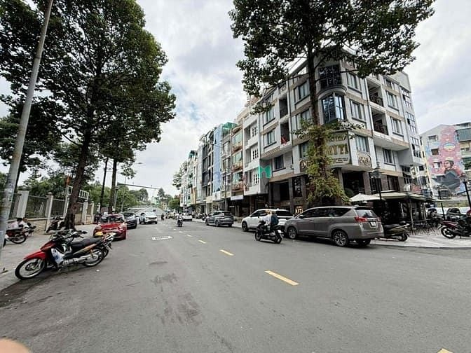 Căn hộ Indochina Park Tower Quận 1 113m² giá 7.9 tỷ - Cơ hội đầu tư tuyệt vời!