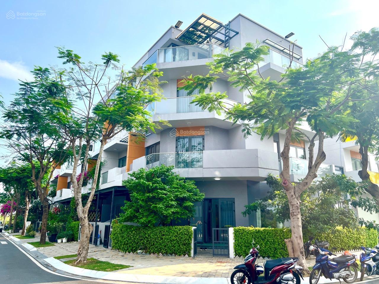 Shophouse Lovera Premier, Bình Chánh 272m² giá 20 tỷ - Đầu tư thương mại tiềm năng!